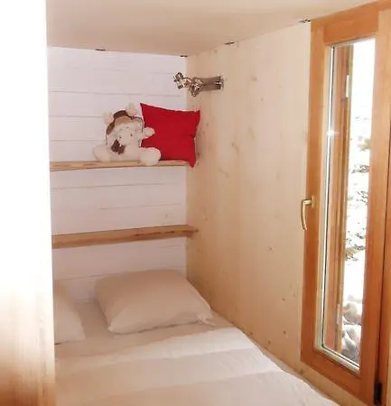 La Roulotte Du Bucheron Hébergement de vacances *